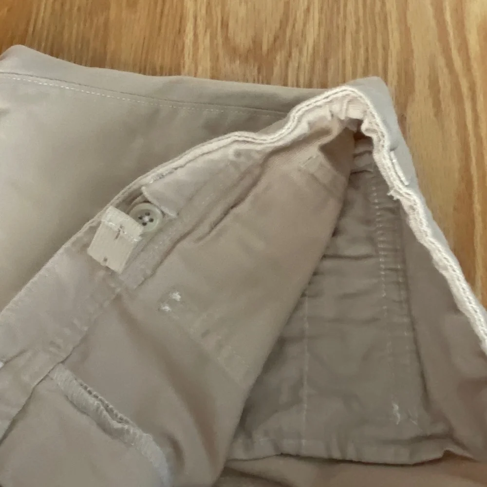 GapKids Khaki Crops + Graphic Short-Sleeve Tee XXL (14-16)